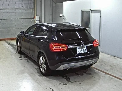 MERCEDES BENZ GLA