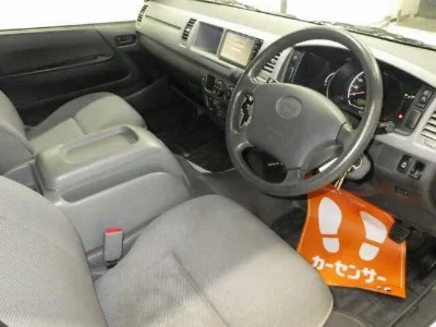 TOYOTA HIACE WAGON