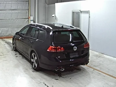 VOLKSWAGEN GOLF R VALIANT