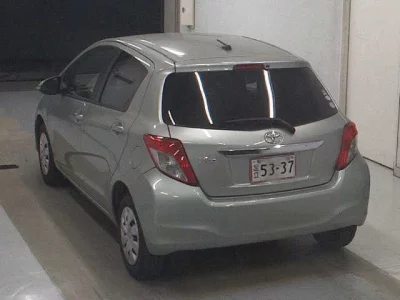 TOYOTA VITZ