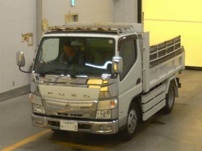 MITSUBISHI CANTER