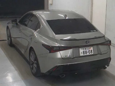 LEXUS IS