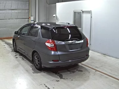 HONDA FIT SHUTTLE
