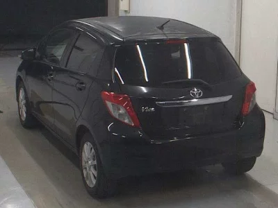TOYOTA VITZ