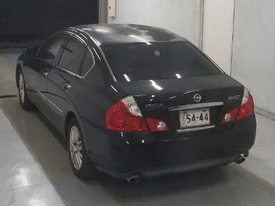 NISSAN FUGA