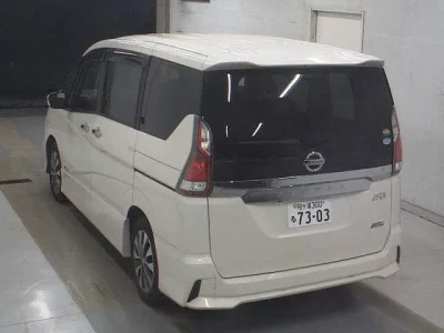 NISSAN SERENA