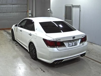 TOYOTA CROWN HYBRID