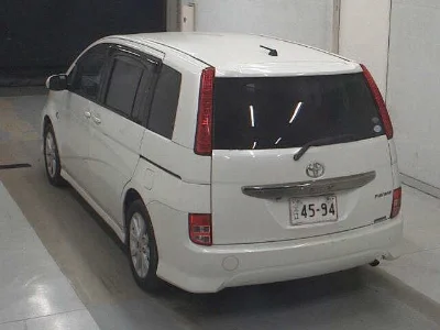 TOYOTA ISIS