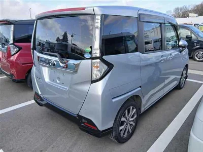 TOYOTA TANK