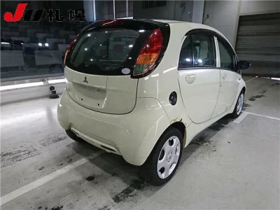MITSUBISHI I