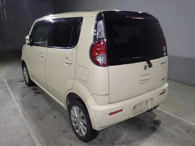 SUZUKI MRWAGON