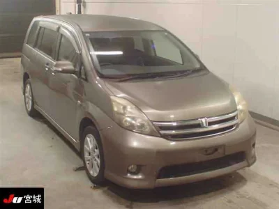 TOYOTA ISIS