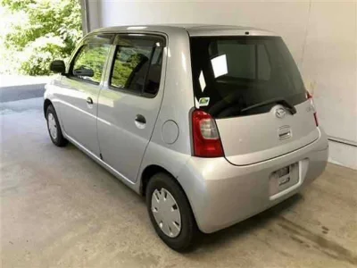 DAIHATSU ESSE