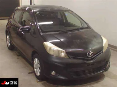 TOYOTA VITZ