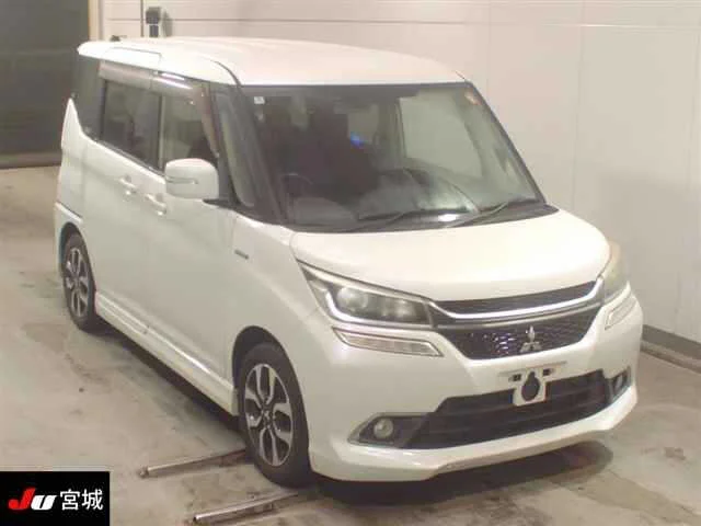 Mitsubishi Delica D:2  с аукциона в Японии