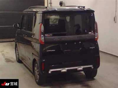 MITSUBISHI DELICA MINI