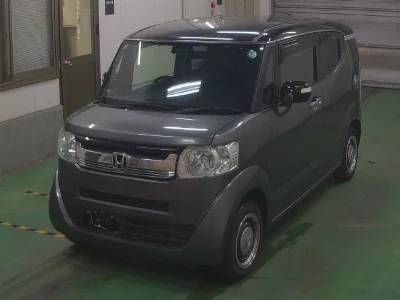 HONDA N-BOX SLASH