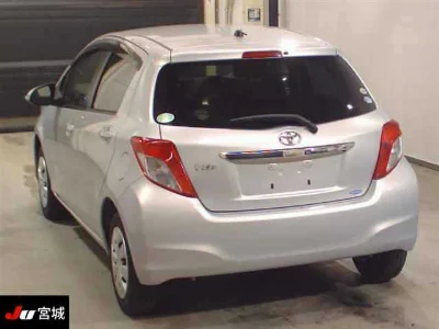 TOYOTA VITZ
