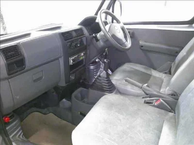 NISSAN CLIPPER VAN