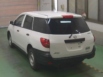 NISSAN AD VAN
