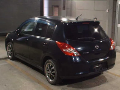 NISSAN TIIDA