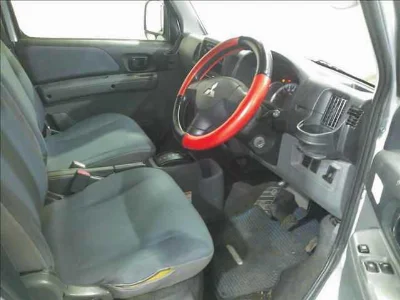 MITSUBISHI MINICAB