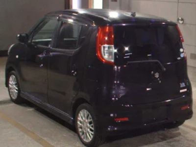 SUZUKI MRWAGON