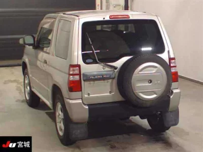 MITSUBISHI PAJERO MINI