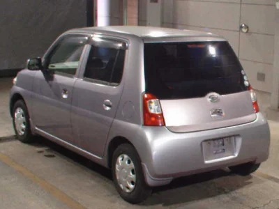DAIHATSU ESSE