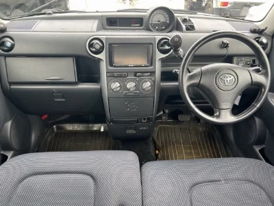 TOYOTA BB