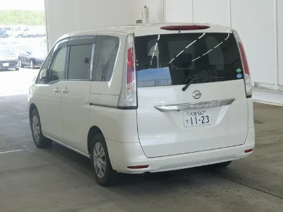 NISSAN SERENA