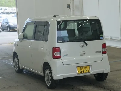 DAIHATSU MOVE CONTE