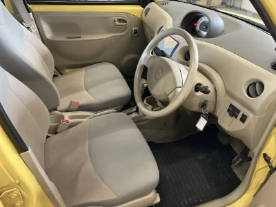 DAIHATSU ESSE