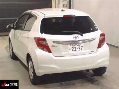TOYOTA VITZ
