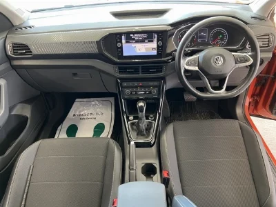 VOLKSWAGEN T-CROSS