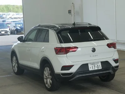 VOLKSWAGEN T-ROC
