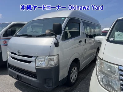 TOYOTA REGIUS ACE