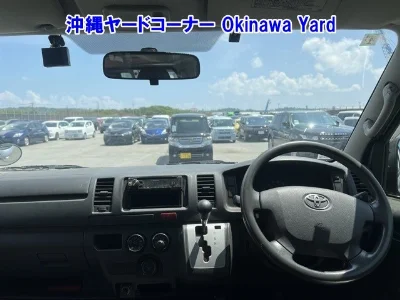 TOYOTA REGIUS ACE