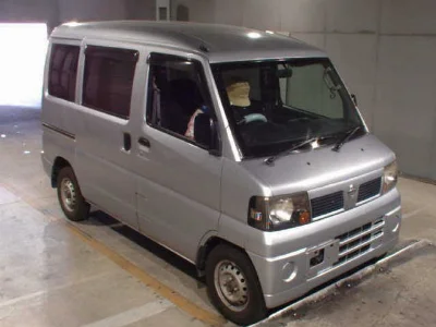 NISSAN CLIPPER