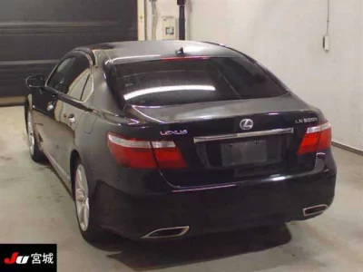 LEXUS LS