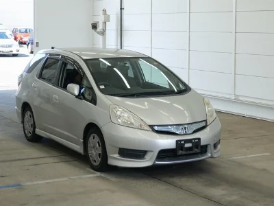 HONDA FIT SHUTTLE HYBRID