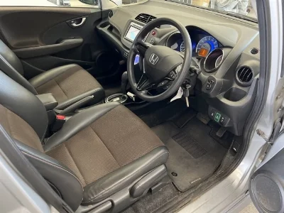 HONDA FIT SHUTTLE HYBRID