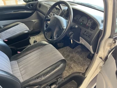 MITSUBISHI DELICA SPACE GEAR
