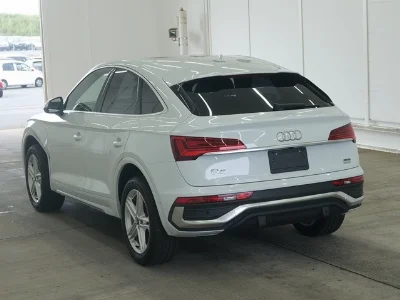 AUDI Q5 SPORTBACK