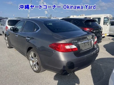 NISSAN FUGA
