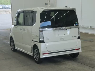 HONDA N BOX CUSTOM