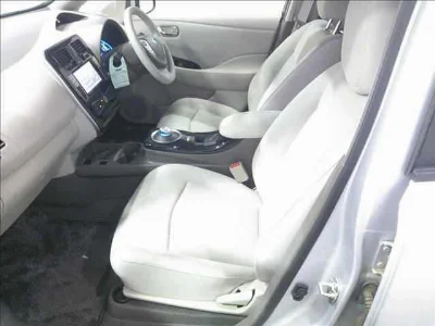 NISSAN LEAF