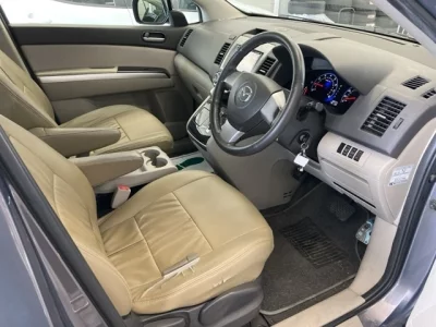 MAZDA MPV