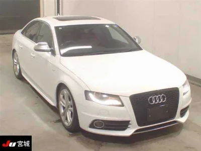 AUDI S4
