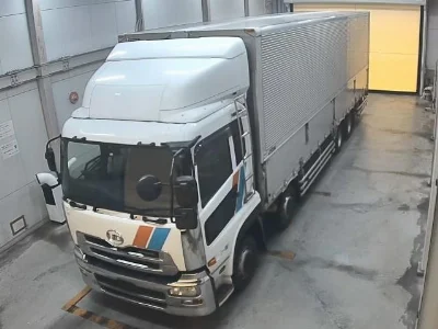 NISSAN UD